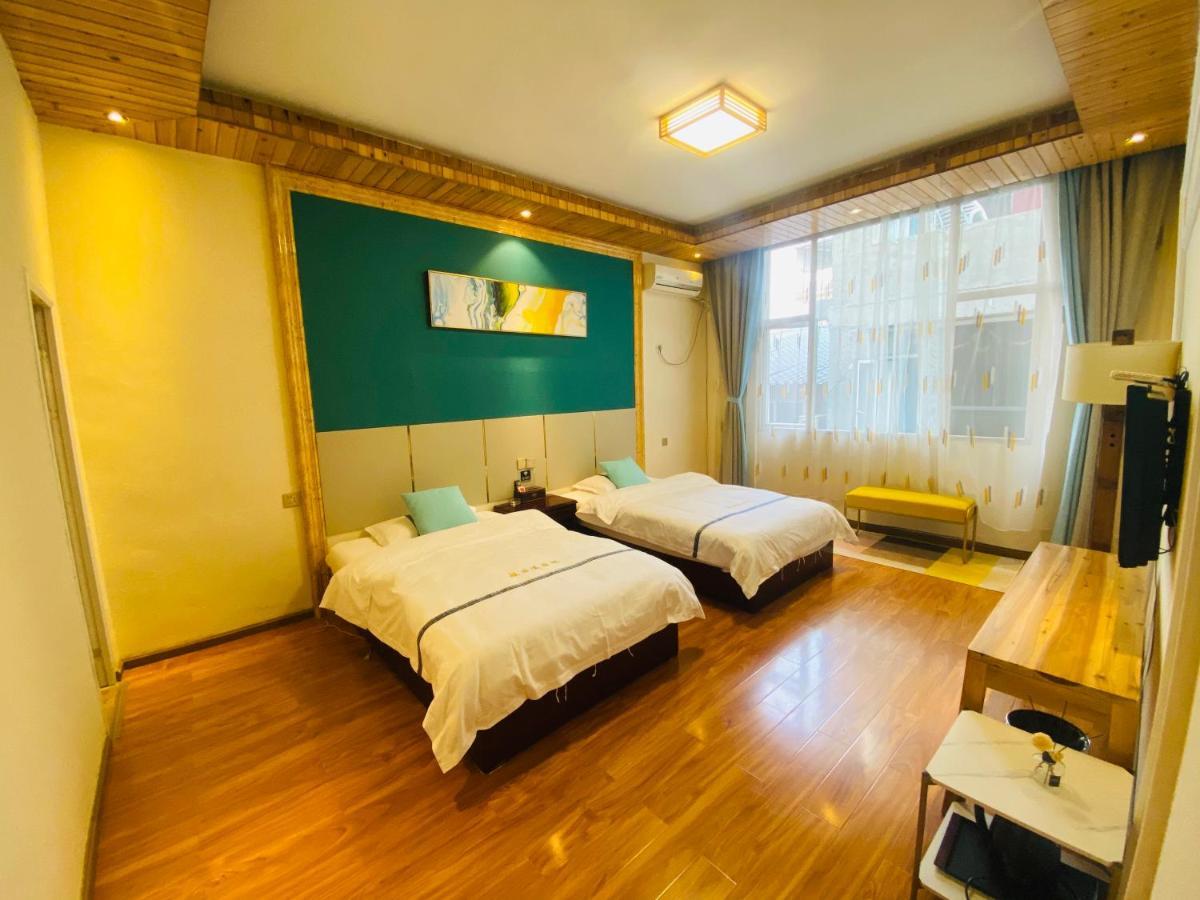 Prajna Lotus Guesthouse 峨眉山 エクステリア 写真